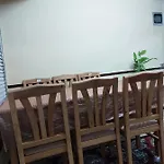 شقة فندقية بجوار محطة مترو الدقي